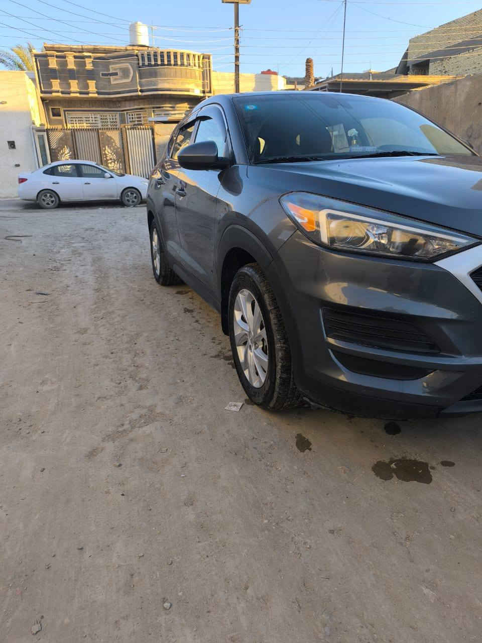 السلام عليكم
سيارة توسان ٢٠١٩ بابل  سنوية ٢٠٣٠ امريكية الصنع 

السعر ١٥٣ وبيه مجال بسيط سيارة خير من الله مال بيت هاتف 
***********
