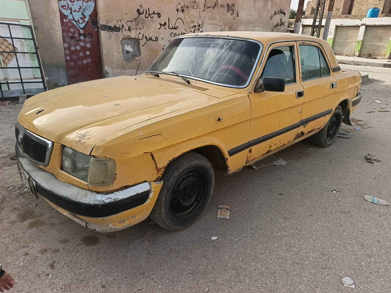 سلام عليكم للبيع فولگه 2003 رقم ذي قار امحور اثنين اونص ديلكو السعر 15 اوبيها مجال  مكاني الشطره  اذا اكو مراوس ب خصوصي اراوس رقمي ***********
