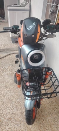 مطور شحن • مكاني الموصل