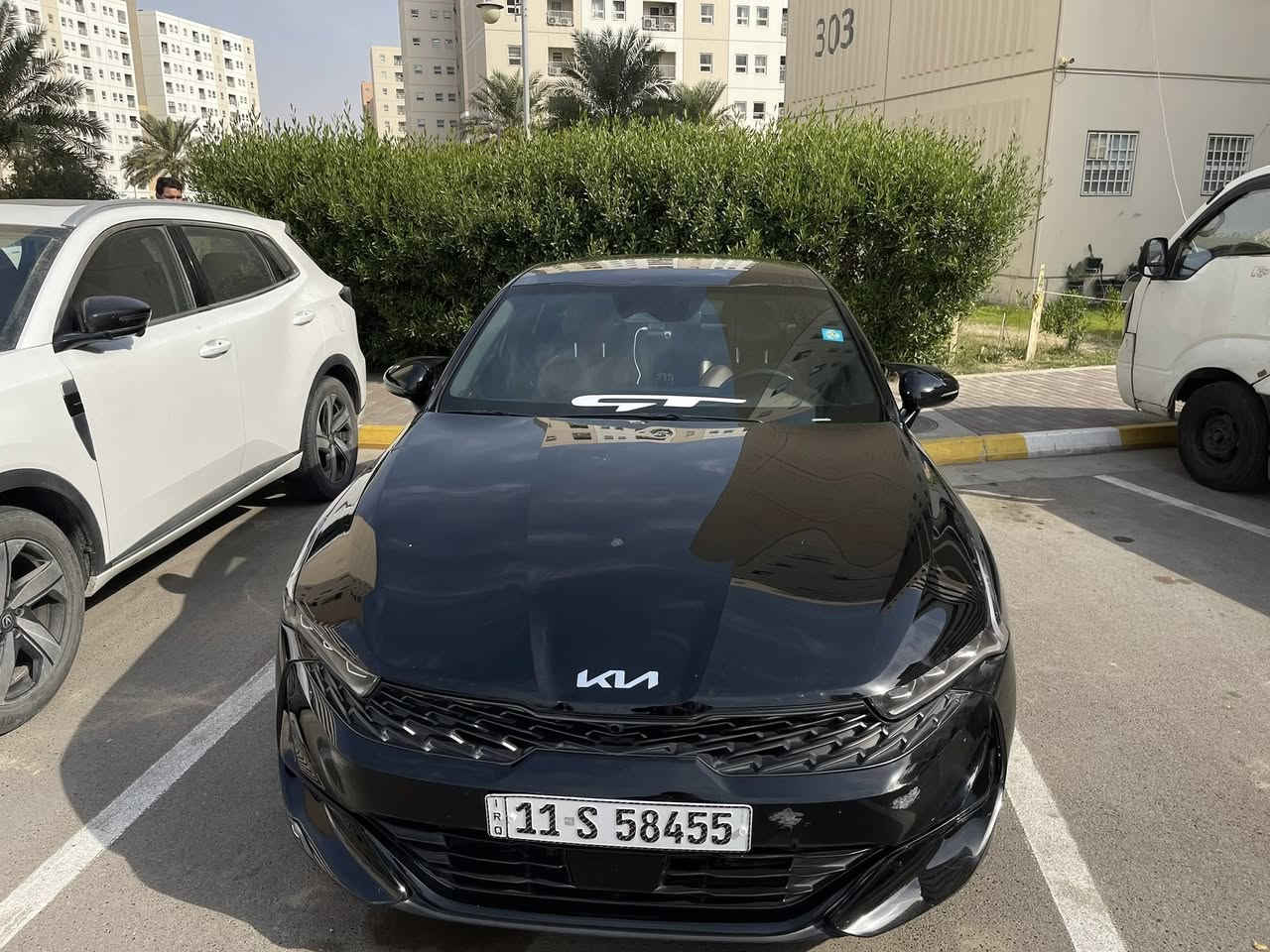 السلام عليكم
تحية طيبة..🌸 
للبيع K5 موديل 2023 GT فول مواصفات مكية 2500 turbo  
1-رادارات خلفي وجوانب
2-رادار امامي تصادم
3-ويل كب 19 
4-فجوج مختمه GT
5-داخل قرمبدي
6-كشن كهرباء
7-شحن وايرليس
8-انارة داخلية لمس
9-تبريد بيانو 
10-السيارة اربع كزوزات بلادي 
11-شفتات ستيرن 
12-اربع وضعيات قياده sbort وبيها sbortبلس+ ونورمال وكرنفارس 
وهواي مواصفات تختلف عن باقي الk5 الجيتي لاين 
حادثها ربع بنيد صبغ فقط بدون دواخل 
سعرها 220$ وبيها مجال 
مكانها بغداد
للاستفسار الاتصال *********** واتساب متوفر
