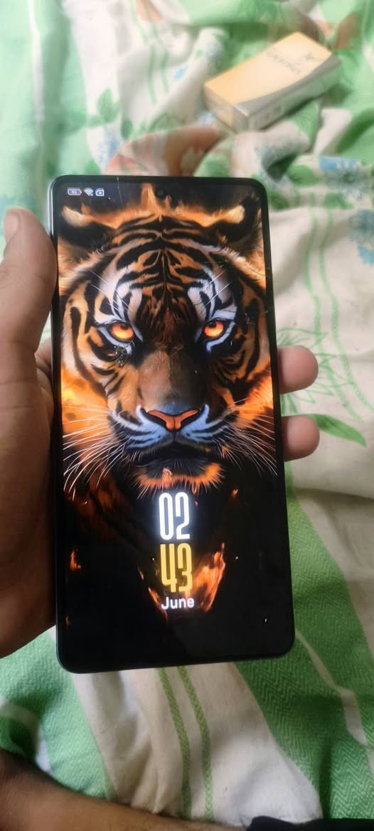 للبيع بوكو اكس 5 برو 5g ذكره 256 عشوائيه 16 شاشه 120 هيرتز بوبجي 90 فريم معالج سناب داركون شحن 67 واط موبايل بي فقط فطر بلحساس و ما مأثر عله لمس ابد موبايل ما مفتوح السعر 145بي مجال بصيط رقم *********** مكاني ناصريه مركز
