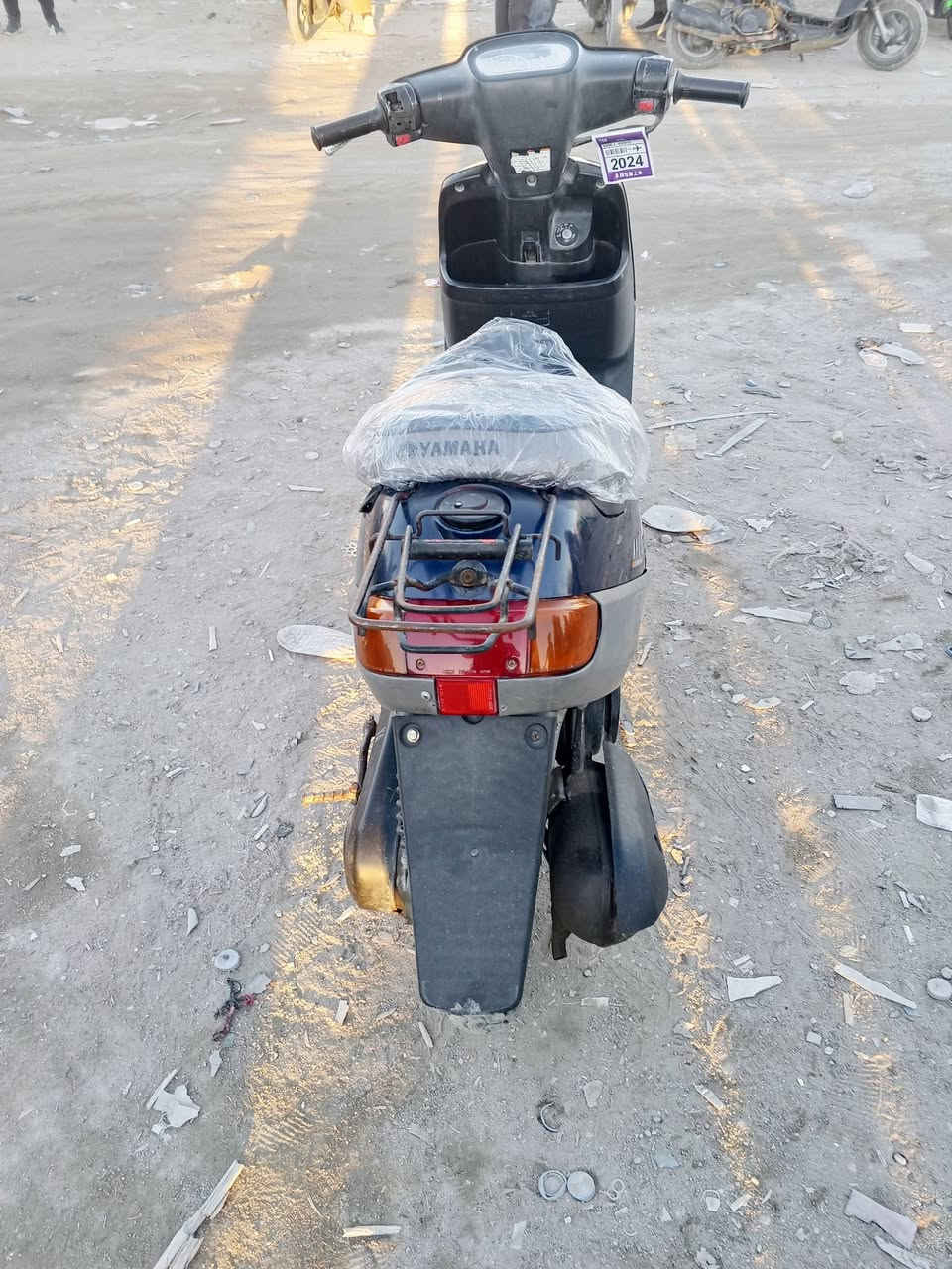 سلام عليكم بطه مديل الفين دراجه كله بلادي ومناقصه شي كربائيات كله كامله نقصه فقط راجز سلف قفل جنطه قفل ستيرن كله كامل دراجه أحله من صور نقصه بنزات وراجز سلف شغال كله كامله مكاني كربلاء القادسيه السعر ٢٤٠ شراي يجي خاص الرقم ***********
