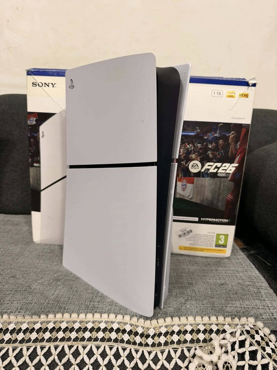 بلي فايف سلم + قرصين +حساب العاب
مكاني دوره للاستفسار***********
