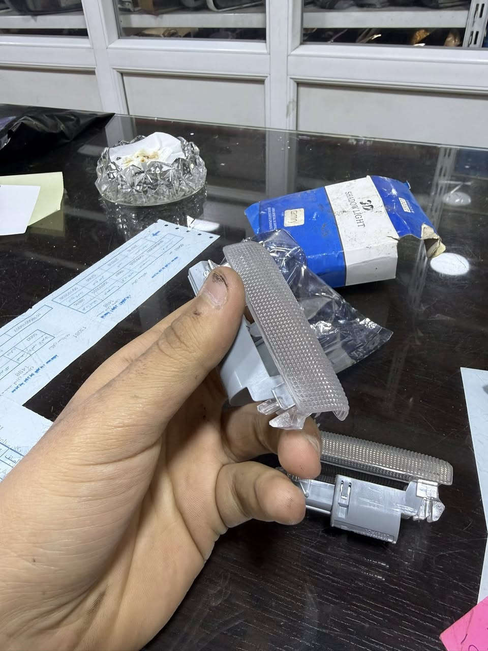 سلام عليكم كلوب باب كامري xse 2020:2024 ***********اصلي كصه
