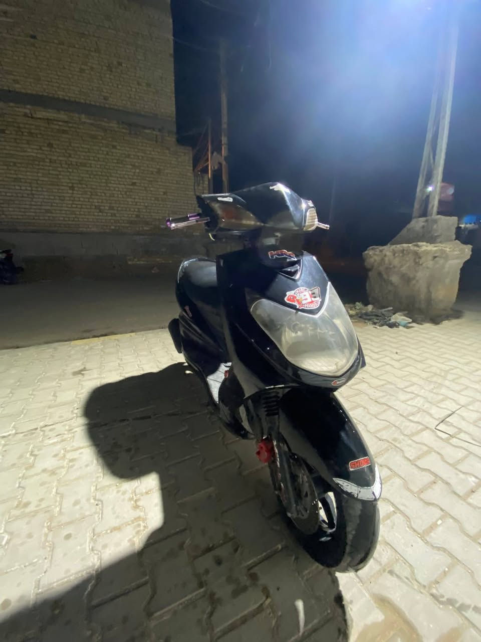 سلام عليكم سكنس فحل
سكنس فحل كابريتر دراجه كامله نكره سلف بكل وقت

كلها شغاله  

يدات koso

بيها قباقه نيكل 
سعر (600بيها مجال)
شراي***********
