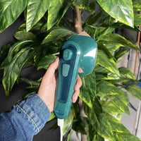 مكواة بخاخ • ZF688 • محمولة
