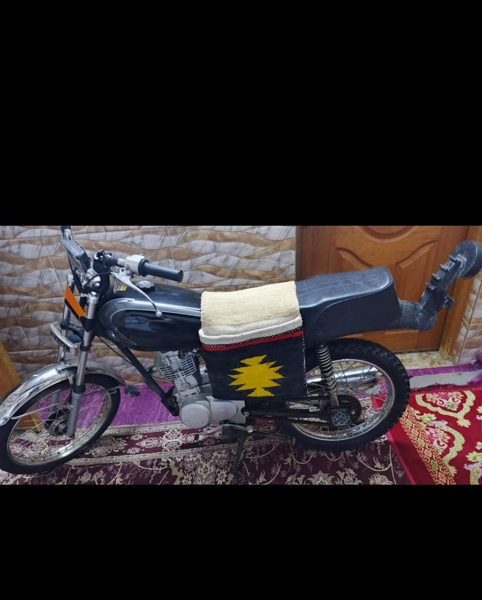 من رخصه الادمن دراجه 4كير كلك حلوه مكينه جديده برغي مامفتوح بيه رايده 400. تجي تفحص تشوفه لحد ماتقتنع لدراجات غاليه تره لمو شراي لايتعبني فدوه خاص مفتوح


**إذا كنت صاحب هذا الإعلان وتريد حذفه لأي سبب، رجاءا أرسل رسالة إلى الدعم الفني**