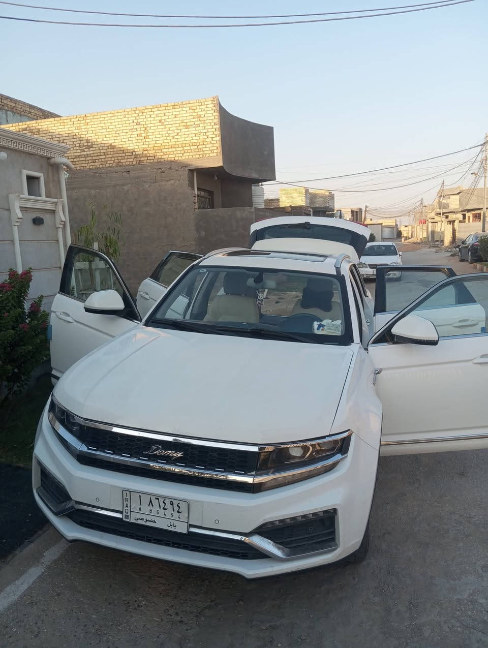 السعر  113
 دومي X7 سبعه راكب 
 رقم بابل  
فوووووووول مواصفات2019
بصمه تشغيل وابواب ،، 
كير ماوس
اربع بيبان شفط  ،،، مري شفط
،، زر لقفل الابواب الخلفيه لحمايه الأطفال 
فتح الجنطه عن بعد،، جنطه شفط
،،، كراسي كهرباب. 
كشن خزن ثلاث اوضاع 
كشنات جلد  ،، تدفئه بالكشنات
 تبريد  قطعتين خلفي امامي،، تحكم بالتبريد جهتين السائق والراكب 
لايت زينون مع تحكم بارتفاع العدسه  ،، بك لايت لد
تحكمات ستيرن كامل.. عداد تحكم بتبديل الزيت 
حساس للتلوث خارج وداخل السياره وحساس درجه حراره الجو. 
نضام مانع تزحلق
نضام مانع انحدار 
نضام تحكم بماسحات المطر تلقائي 
تحكم بفتح المصابيح الاماميه  تلقائي
نضام صعود جبال
بطاريه جديد
ايرباك امامي خلفي  مثبت سرعه
حساسات امامي خلفي ورادار جانبي
شاشه لمس  حجم كبير.. ورساله ترحيب 
نضام سبورت و نضام ايكو اقتصادي 
شفتات ستيرن للتحكم بالكير 
ويل كب اسود + نيكل حجم 19 
حساسات لضغط الاطارات 
سياره كله LED حته دواخل
نشرة LED تحت الدشبول
حساس أمامي وخلفي وحساس اصطفاف و توقف ذاتي كامره خلفيه دواره مع الجوانب. 
حساسات النقطه العمياء 
نضام حمايه السرقه 
((حجم 4 سلندر2000 تيربو))
كير ومحرك ياباني بلادي من شركة متسوبيشي
((شادلها منضومه غاز حكوميه. تحت الضمان)) 
((بيها تامين من الحوادث ساري  ب٢٠ مليون،)) 

مراسله او اتساب ***********
السياره بأسمي السنوية.

