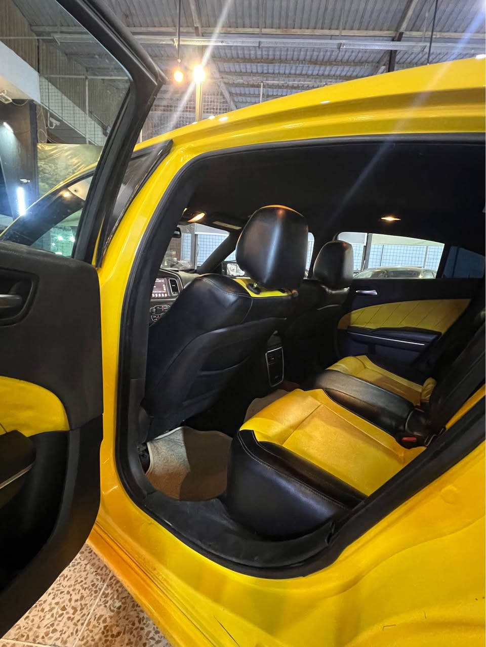 دؤج٢٠١٧SXT
سيارة كلين كفالة عامة بدون سبغ بدون تحديل 
سيارة حيل حلوو
برمجة SRT سيارة ٦ سلندر
رقم سنةوي كلة جديد
گير محرك كلة بشرت  
ماشي ٦٨
سيارة حيل حيل حلو كفالة عامة
***********عندي واتساب أربيل, العراق
