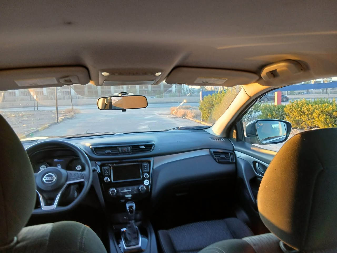 نیسان رۆگ 2022
تەنها ٢٠هەزار رۆیشتوە
چوارپستن رادەر ئیکۆیە
سێپارچەو نیوی هەیە 
گێرومەکینەی بەشەرت
ژینگەوسەنەوی نوێیە تا٢٠٢٩
تێبینی/گۆرینەوە دەکەم بەسیارەک بەدلم بێت
***********واتسئاب ڤایبر أربيل, العراق
