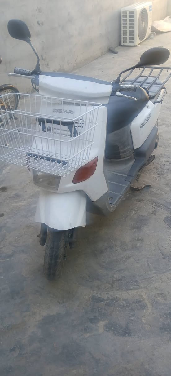 دراجه بيكم للبيع جديدة
‎0774 693 4947
