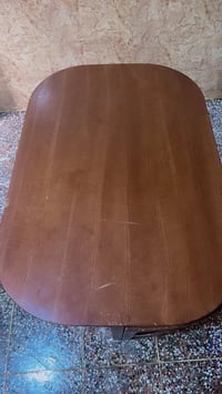 ميز • حي التراث • بينقص كرسي