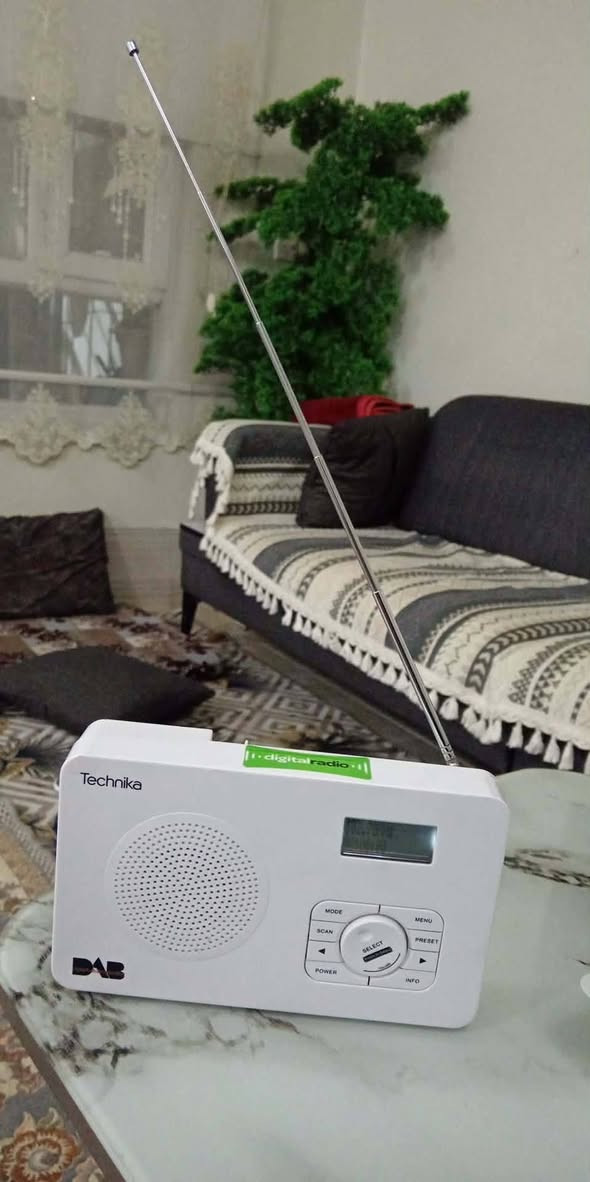 سعر ٢٥ الف ويا توصيل للكل محافظات راديو بريطاني 🇬🇧 مال امزون شرت شغل ***********هاذارقمي واتساب  لوك لوك
