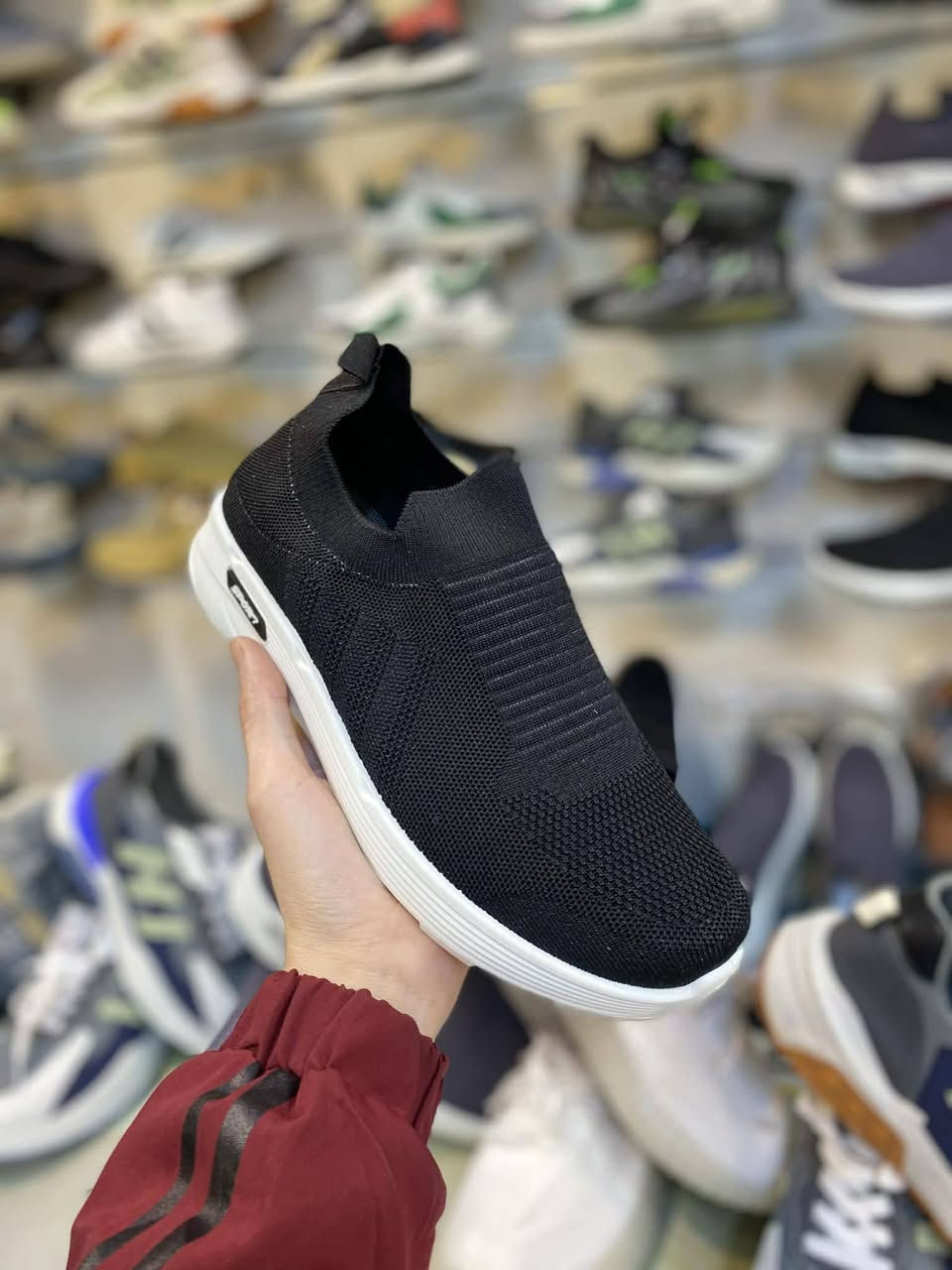 #لبسه_بخمسه_الفلوجه
الى زبائننا الكرام اليوم وصلتنه بضاعه احذيه سكجر  موديلات جديده وقويه قياسات 41.42.43.44.45
السعر 5 آلاف فقط 💥💥

العنوان الفلوجه قرب الجسر القديم مقابل مقهى اوات مكتوب عل محل لبسه بخمسه
ملاحظه لايوجد توصيل فقط بالمحل


**إذا كنت صاحب هذا الإعلان وتريد حذفه لأي سبب، رجاءا أرسل رسالة إلى الدعم الفني**