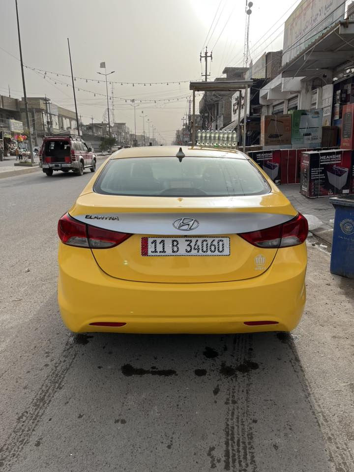 السلام عليكم النترا موديل 2013 وارد امريكي حادث جاملغ امامي بدون دواخل 
حداده جديده 
كير ومحرك مكفول خير من الله 
تبريد تدفئه شغال +تدفئه كشنات
تخم تاير جديد 
سياره هزه جديده 
سياره اسمي تحويل ثاني يوم 
السعر 105 بيه مجال حك جيه 
مكاني بغداد مدينه الصدر 
رقمي ***********
