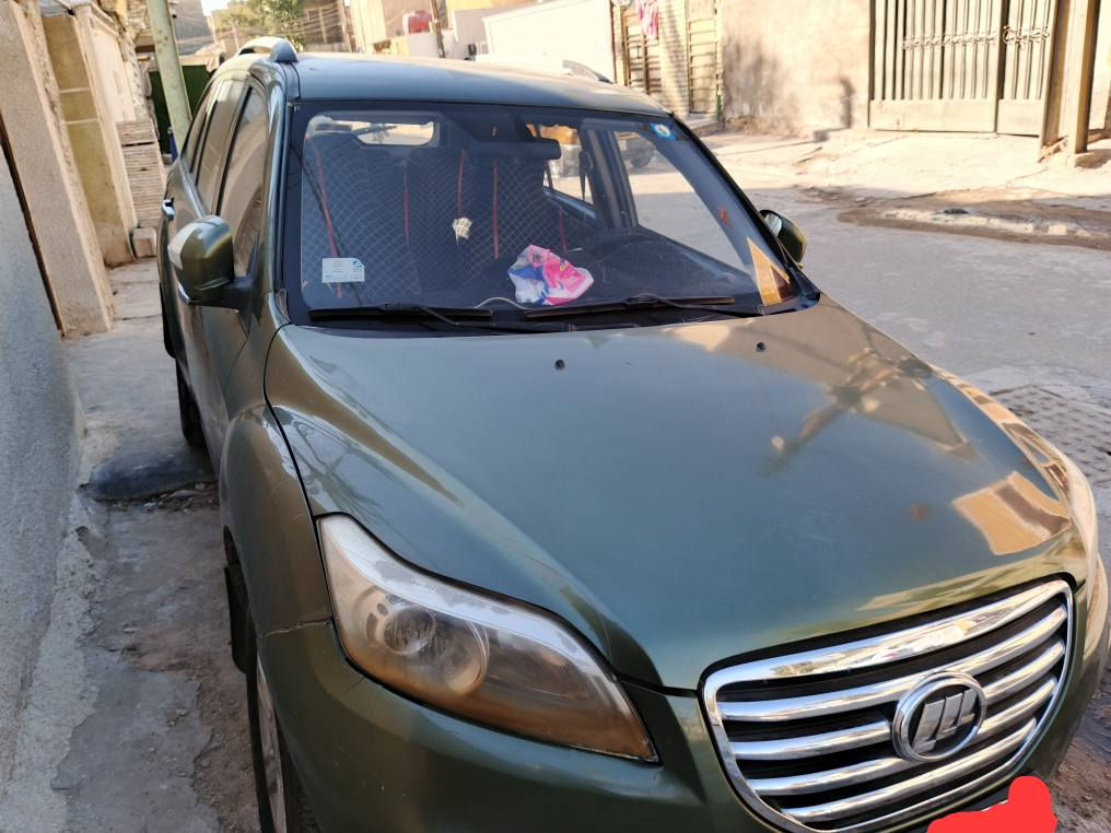 سيارة ليفان2016مكفولة كير ومكينه كير اوتوماتيك وتخم تاير جديد كشنات مالته الاصلي كله جديد مجرد بي صبغ البنيد والدعاميات من الجرد والدعاميات اصلية وبيه طخه بسيطه بلدعاميه الاماميه من جهه اليمن وتبريد خلصان غاز فقط كافه تفاصيل موضحه بلصورسعره 70
رقم*********** بغداد, العراق
