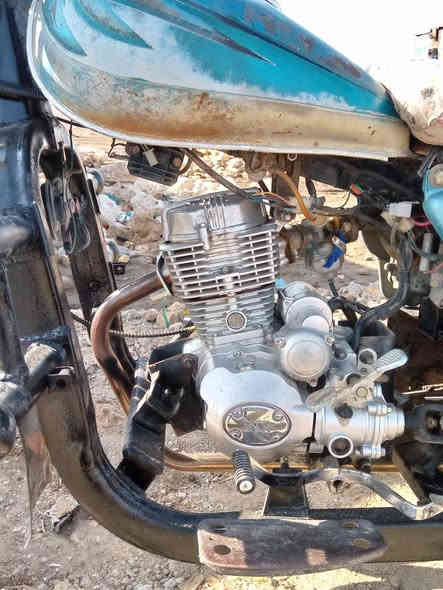 موديل 2013 محرك 24 

رقم ابيض احولك ثاني يوم 

شاصي مكفول ركبه مكفوله كهربائيّات شغاله 

ستوته كامله  المكان السماوه 

السعر مليون و600وبيها مجال قليل 

شراي راسلني خاص او اتصل عل رقم ***********
