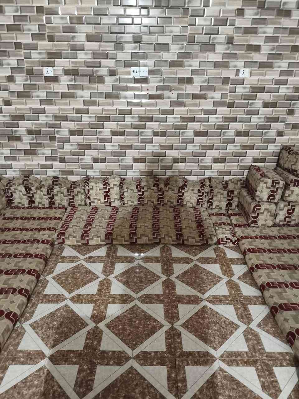 سلام عليكم شباب تخم البيع مو سفنج حبيبات الطول الطول ١٥ متر السعر ١٢٥ أو بي مجال حك الجيه ما متواجد عل فيس ***********
