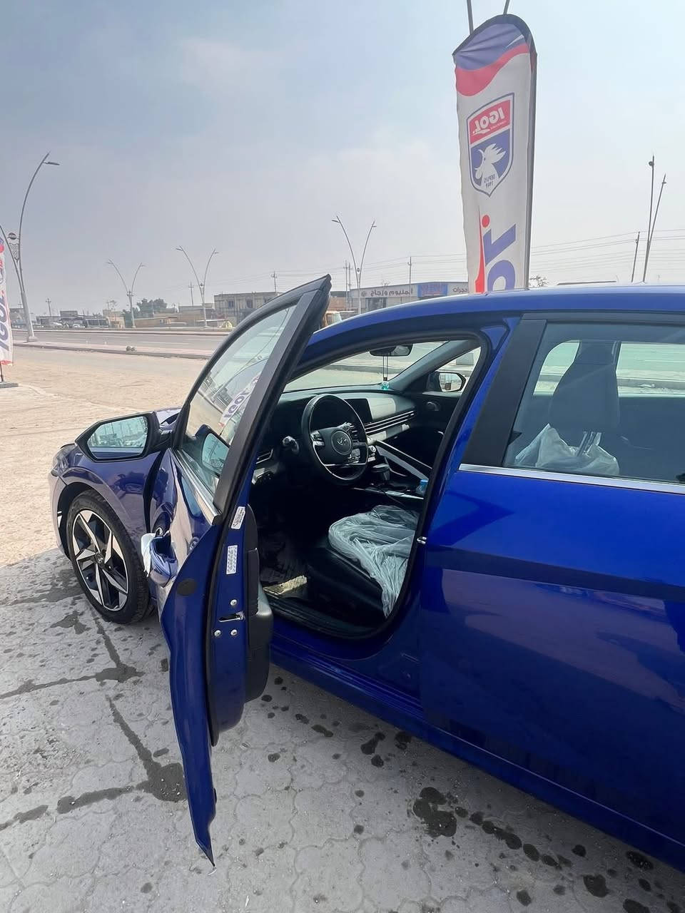 هونداي النترا هايبرد لمتدد فول مواصفات 
المــوديــل 2023 امريكي
ماشيه: 20 ميل 
رقم بغداد الانكليزي 
حجم المحرك 1600 تيربو
 الـــــــمــــواصــــفــــات
-فتحة سقف
-أنارة داخليه متغيرة
-كشنات جلد
تدفئة كشنات
تبريد كشنات 
-ويل كب كروم بلادي
-أشاير بلمري
- بصمة تشغيل 
- بصمة أبوآب 
- تشغيل عن بعد
-هند أبريك بصمة 
-نظام ترحيب
- شاشة كبيرة ديجيتال متصلة مع العداد
- كامرة خلفية 
-سستم صوت : BOSE
- تحكم أستيرن
-رادار أمامي للتوقف الذاتي
-رادارات جوانب
-رادار خلفي
-تحديد المسار للقيادة الذاتية 
الحادث جاملق وبنيد 
العنوان: البصرة معارض القبله
السعر  160  
للاستسفار ***********
