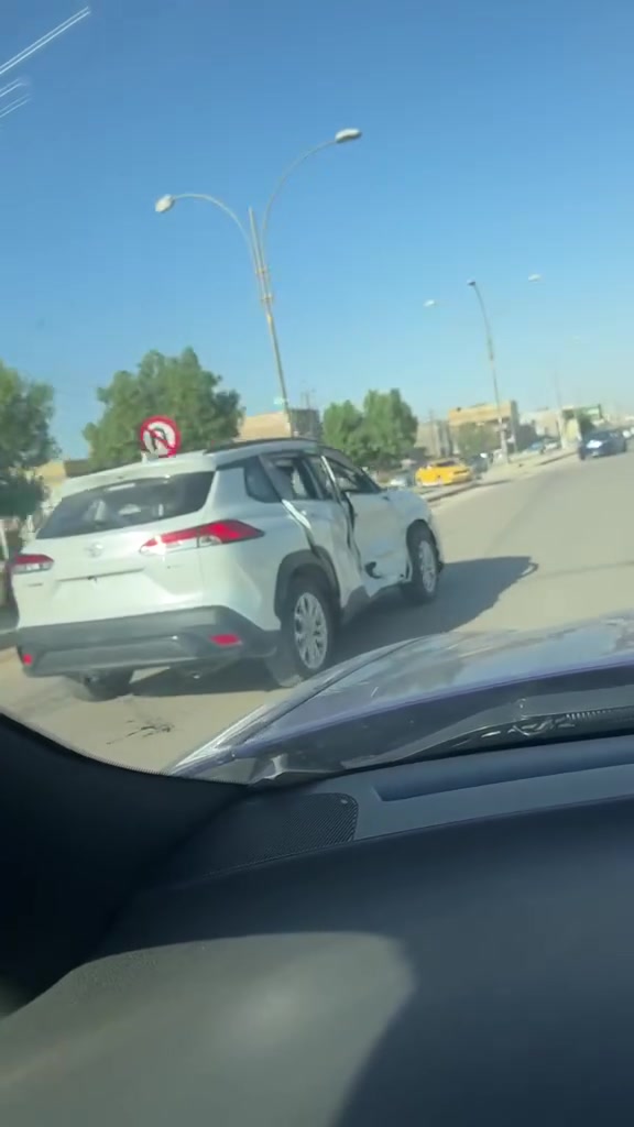كورلا كروز ٢٠٢٥ هايبرد استقطاع مباشر
سياره جديده تونه ماخذيه وصار الحادث 
ونبيعه ع وضعه علمن سياره شغاله وتمشي وحته تبريد شغال
سعر ٩٧$وبيه مجال قليل 
مكانه بابل شارع ٦٠
***********
