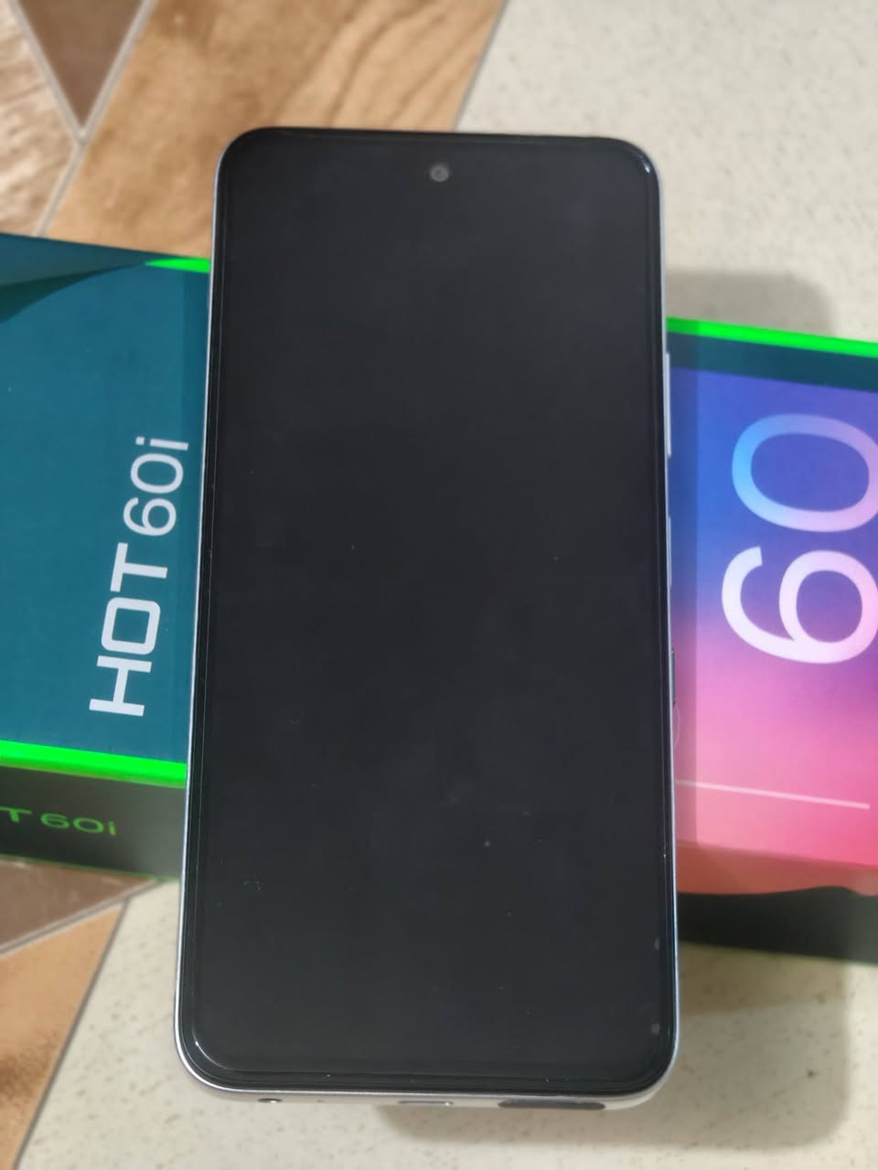 سلام عليكم شباب عندي هاد اتليفون Infinix HOT 60i الجهاز صار اسبوع من اخدته جديد معناه الكلمه الذاكرة 256 غراضه كلهن كاملات و ما مفتوحات 60افريم بل ببجي السعر 250 و بي مجال المكان بغداد الحسينيه مال راشديه متواجد واتساب مازنجر ***********
