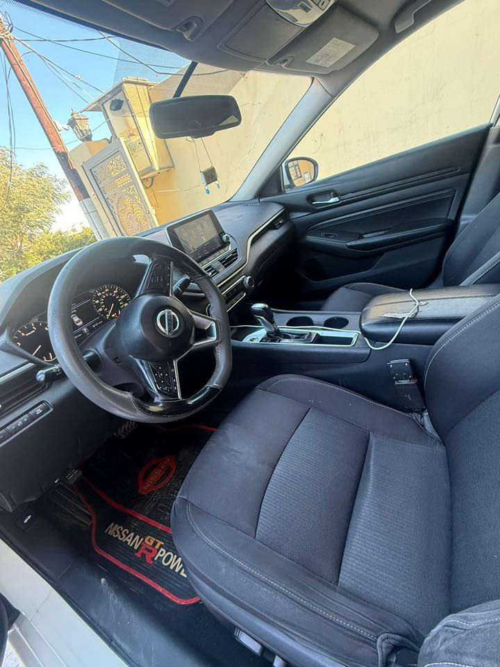 نيسان ألتيما موديل ٢٠١٩ مواصفات S الضرر تبديل بونيد والجامرلغ الأيمن صبغ السعر 138 وبيها مجال مكان سيارة ديالى  دلي عباس ***********
