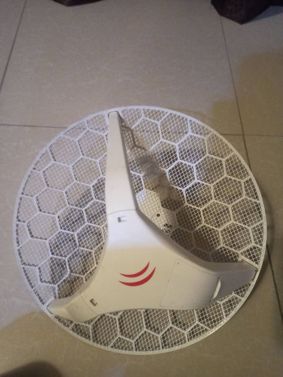 السلام عليكم راوتر +نانو كامل بسعر 80بي مجال شي قليل الشراي يتصل على الرقم ***********
