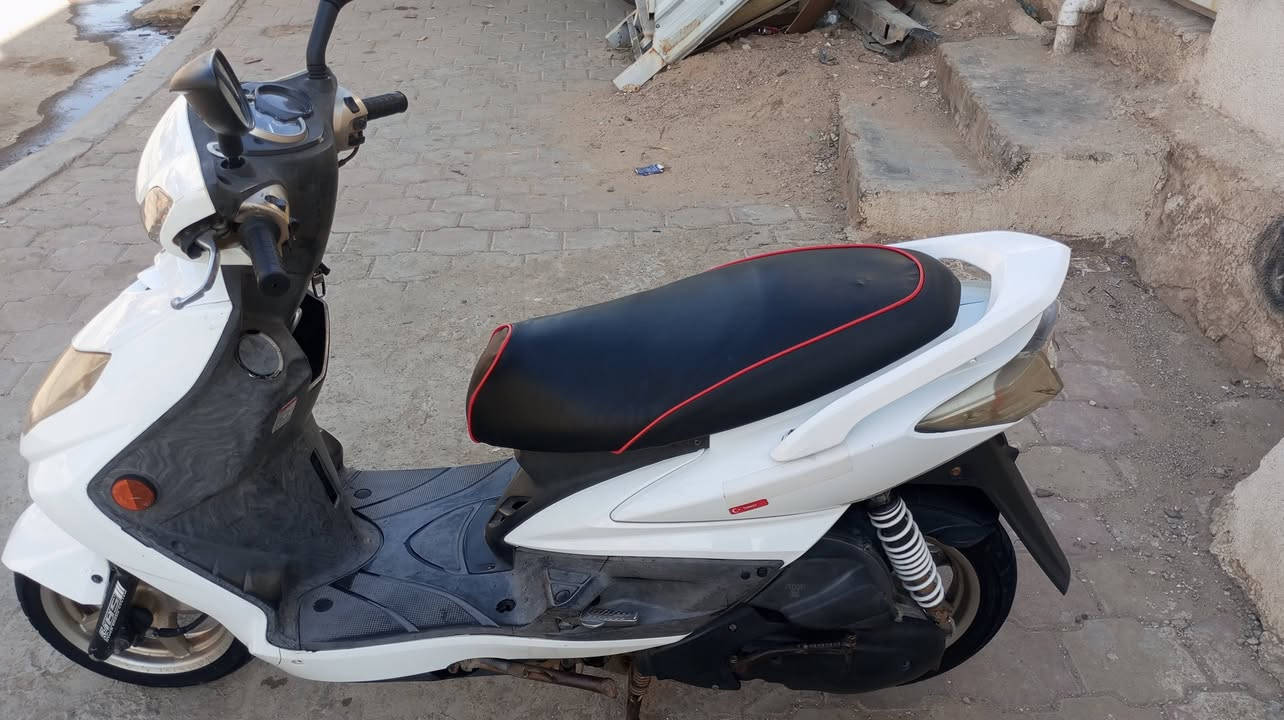 السلام عليكم دراجه سگنس فحل دراجه جاهزه ما بيهه أي نقص كلهه شغاله وسعر مناسب جدا مستعل على بيعهه ***********
