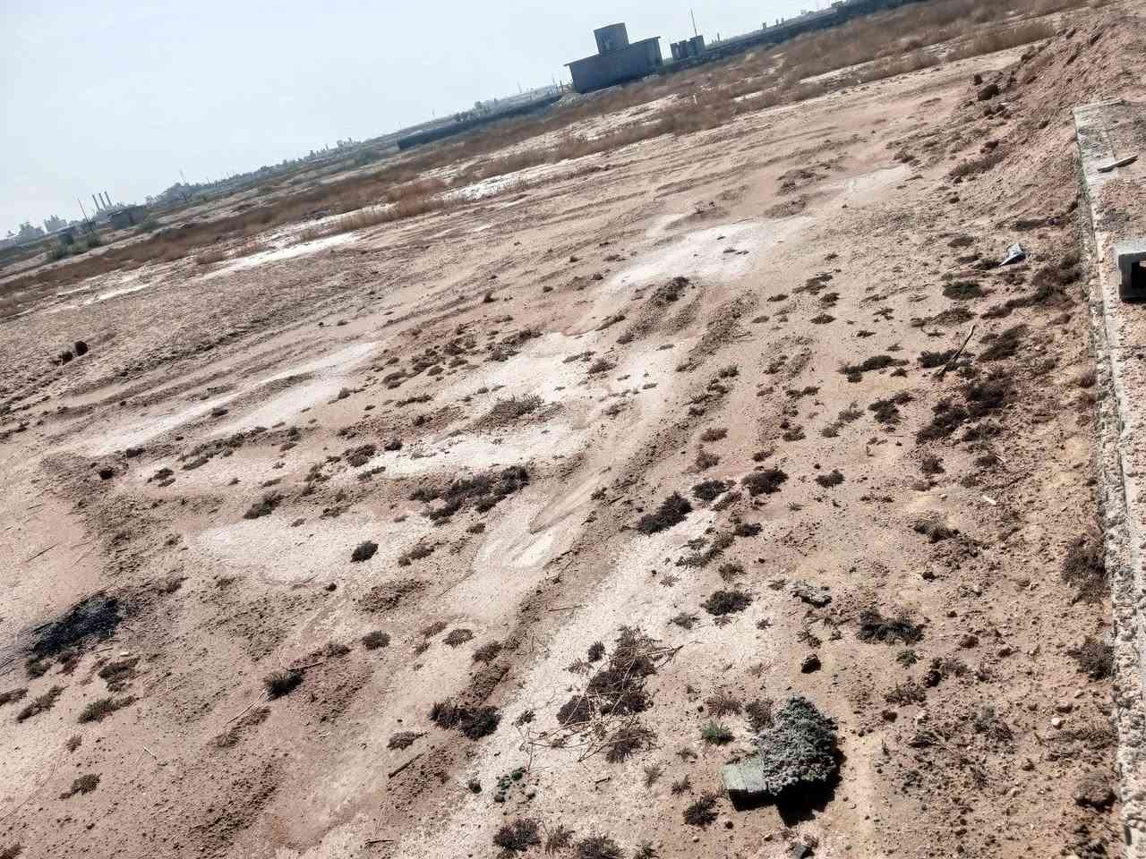 سلام عليكم توجد كاع شهابي منطقه البحديد الناصر المساحه 425السعر 5وبيه مجال تواصل ع هذا الرقم ***********
