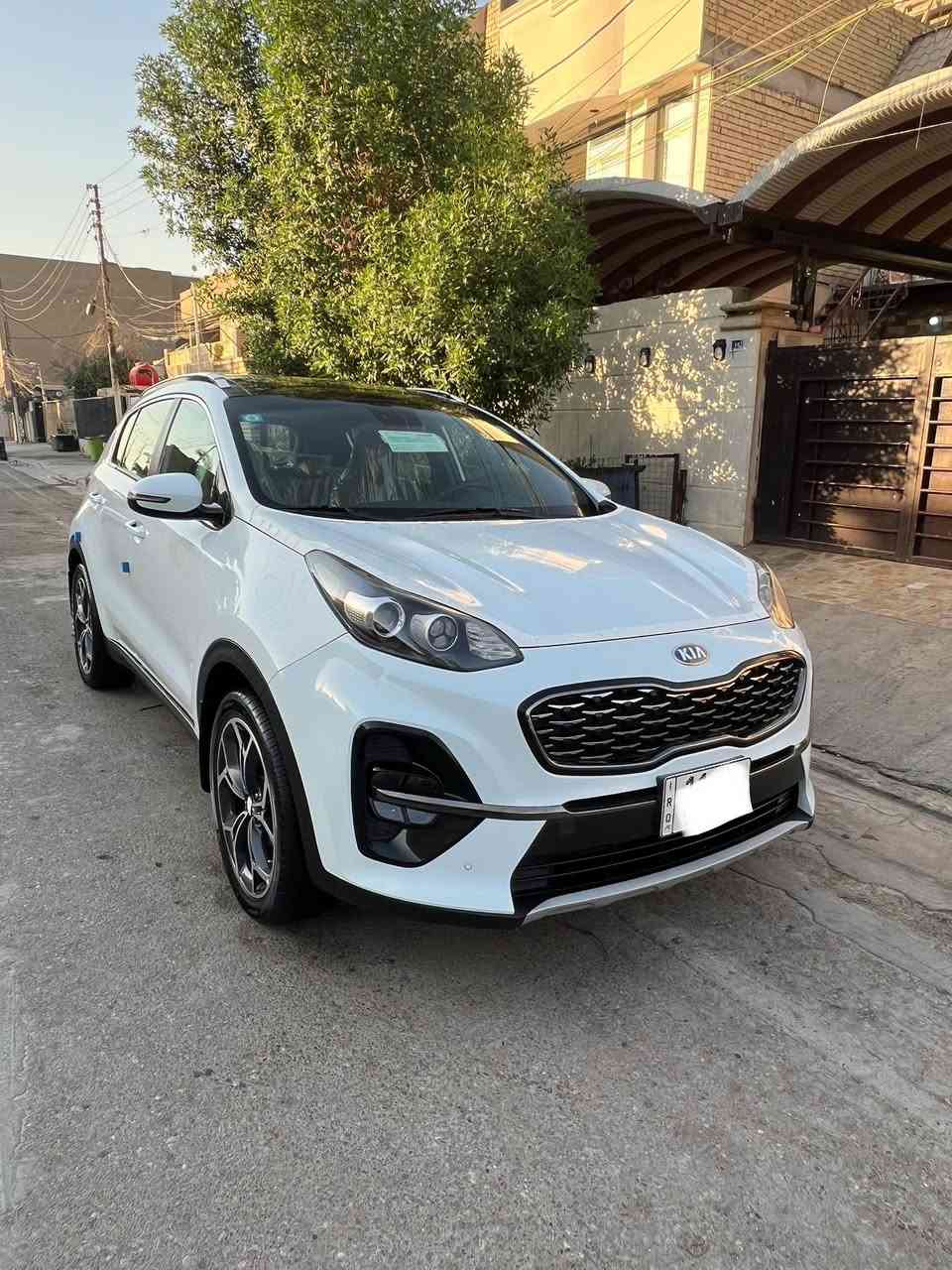 السلام عليكم
سبورتج 2021 خليجي جي تي لاين مال شركه الدوليه العراقيه 
سياره بوضع الشركه زيرو بعدهه ماشيه 24 حقيقي وشرط الفحص مكفوله كفاله من الصبغ والبارد والشخوط وعل شرط
حته الدعاميات مابيهن صبغ كفاله سياره بوضع الزيرو لزكات. شركه وفابلون شركه شرط اصلي بعده بيهه شرط تيب السود مال ترايش بعده بيهه نايلون شركه بعده بيهه ولبصمه لاخ بعده مامستعمله سبير ولعده بعدهن جدد صدر امامي وخلفي بوضع الشركه سياره حيل جديد بعد احله من الصور مكينه وكير بوضع الشركه ترايهه زيرو شرط سياره لوك مواصفات الفول الفول جيتي لاين اعله فئه بل سبورتج 
بانوراما طكتين
كشنات جلد لونين 
دبل كشن كهرباء 2
ستيرن جيتي نص 
جنطه كهرباء 
تشغيل عن بعد
بصمه تشغيل 
بصمه ابواب 
تبريد قطعتين
محرك 2000 دوش 
سايد بريك بصمه 
لايت متحرك
ترحيب ابواب 
جنطه ذكيه فتح عند الاقتراب
شفتات ستيرن
بلوجكتر رباعي
لد نهاري 
بكلايت لد ايل ايدي
تبريد بيانو 
اريل انفيكشن 
شاحن واير لس 
3انضمام قياده عادي
وسبورت ونورمان
دبل تحكم ستيرن
ايكو اقتصاد بانزين
حساس امامي 
وخلفي وجانبي
كامره خلفي دوراه 
سياره فول الفول اعله فئه جيتي لاين رقم بغداد دولي جديد
هزه وسنويه جديده بسمي اتصال *********** مكاني بغداد
