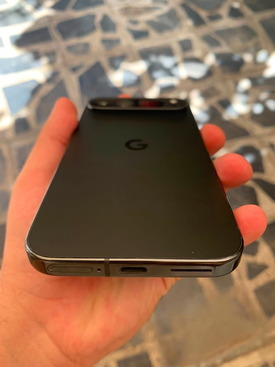 السلام عليكم 🌹
جهاز گوگل بكسل ٩ برو اكس ال 
Google Pixel 9 Pro Xl

مواصفات عالمية ..

نظافة 97% - لون اسود 
ذاكرة 128 گيگا والعشوائية 16 گيگا ..
ووتر بروف ما داخل صيانة .
مع كڤرات من شركة گوگل اصلية وشاحنة .

للبيع بسعر 725 الف ..

العنوان بغداد .. للأستفسار الأتصال :
***********
