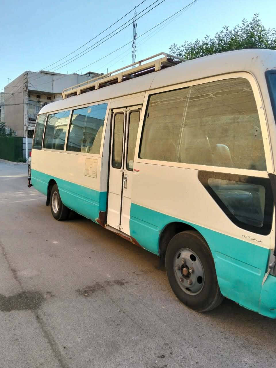 للبيع كوستر موديل 2006 رقم بصره انكليزي بسمي مكينه وكير وتبريد خير من الله تخم تاير ياباني غرامات وهيئة مصفره السعر 200 وبيه مجال مكاني بغداد البياع شراي يتصل على الرقم ويدلل ***********
