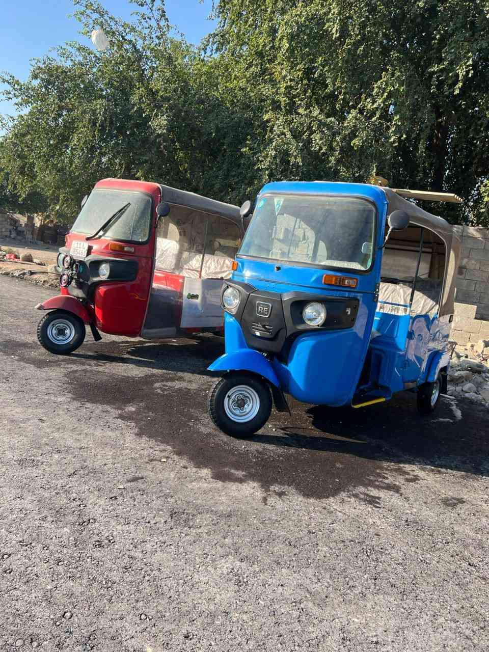 سلام عليكم تكتك للبيع موديل 2022 شهر 12 مضلع ام الكنر تكتك مرقمه رقم بغداد رقم وسنويه بسمي مكاني بغداد زعفرانية *********** لمو شراي لايتصل
