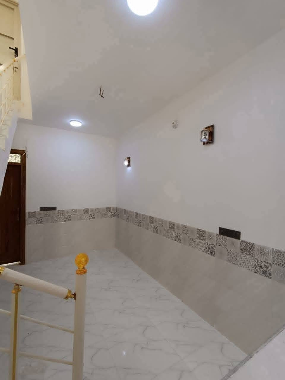 اسعد الله اوقاتكم متابعيني الأعزاء
كربلاء مجمع الورده السكني 

٥٠م طابق واحد السعر 38 مليون 

قرب مدينة الزائرين عامود  ١٤٣ على جهه جامعه كربلاء 

سند ٢٥قرار محكمة مكاتبة مع صاحب الأرض مباشر 

للحجز والاستفسار على أرقام صاحب الدار 

***********

***********
