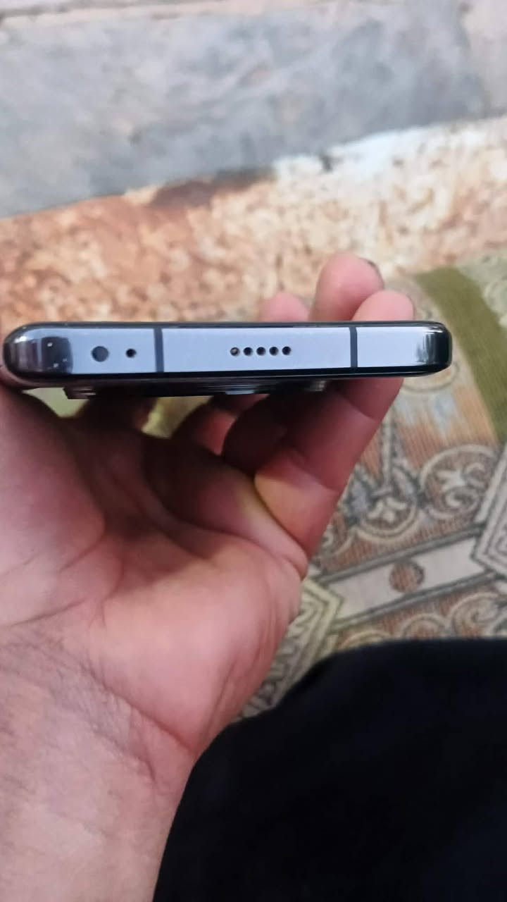 هونر ماجيك 4 برو
سنابدراجون 8 الجيل الأول

ذاكرة الوصول العشوائي: 8 جيجابايت

سعة التخزين: 256 جيجابايت

الشاشة: OLED LTPO 120 هرتز

الكاميرا: 64 ميجابكسل - 50 ميجابكسل 

التكبير: 100x

البطارية: 4600 مللي أمبير

الشاحن: 100 واط
السعر 400
مكاني ديوانيه


**إذا كنت صاحب هذا الإعلان وتريد حذفه لأي سبب، رجاءا أرسل رسالة إلى الدعم الفني**