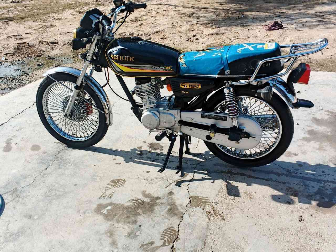 سلام عليكم دراجه تايكر موديل 24 ورقه موجوده محرك نقصه تفيلس فقط كهربايات كامله السعر 500 وبيه مجال مستعجل على بيعته الشراي يتصل ويدلل *********** ديالى شهربان 👍
