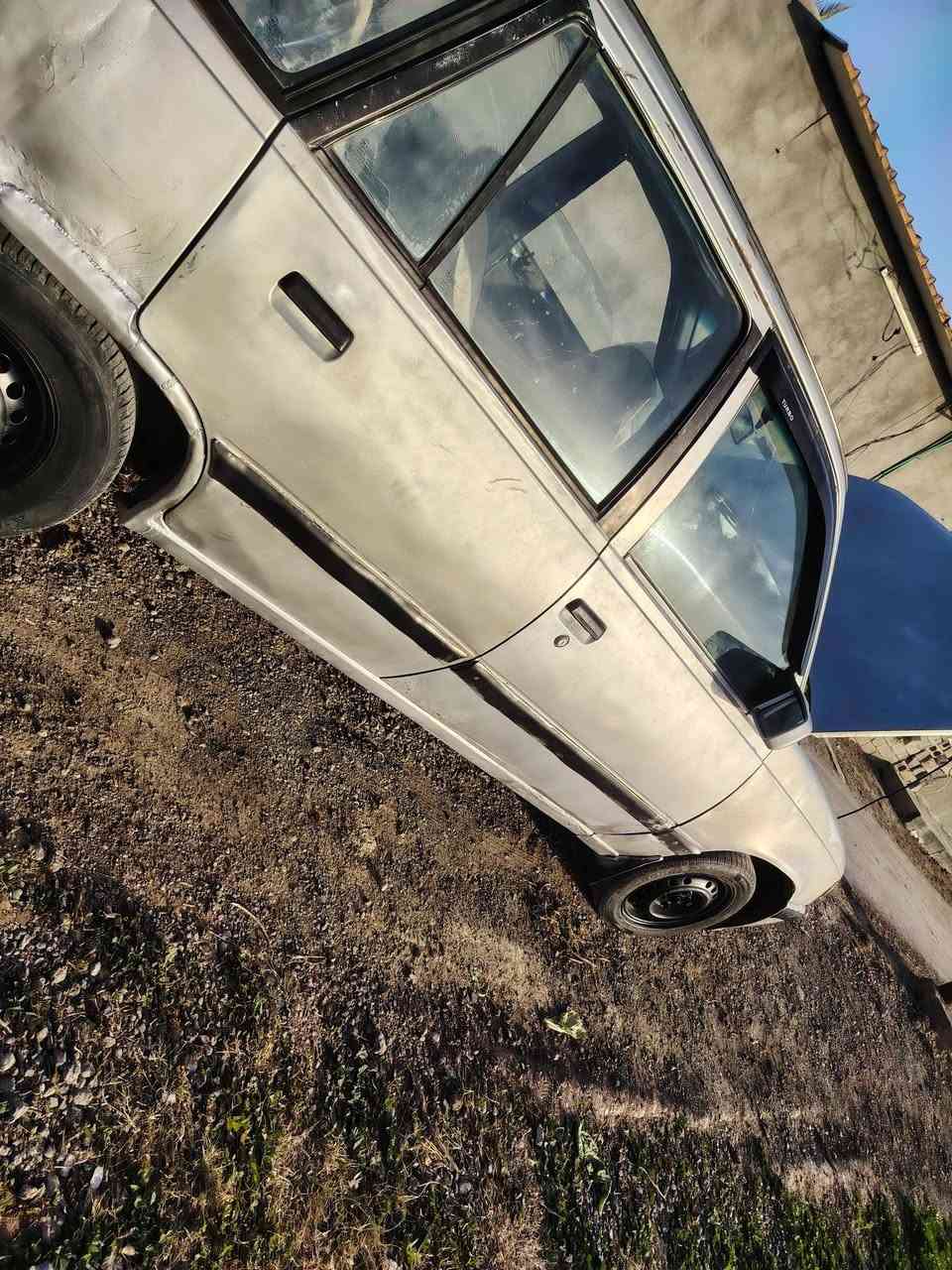 اسلام عليكم سياره لمنس للبيع موديل 93 ديالي مشروع وطني بسمي اسياره  مكان بغداد ابو غريب ازيدان مغابيل محطة بانزين خانة  اسعر 22ورقة وبيها مجال لا شراي  رقم الهاتف  *********** بي وتساب  وخاص موجود
