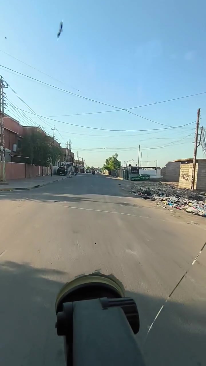 قطعه للبيع المساحه 100متر  منطقه 3000 قرب ارض الاحلام مقابيل مدينه الالعاب الجديده السعر45 رقم الهاتف ***********
