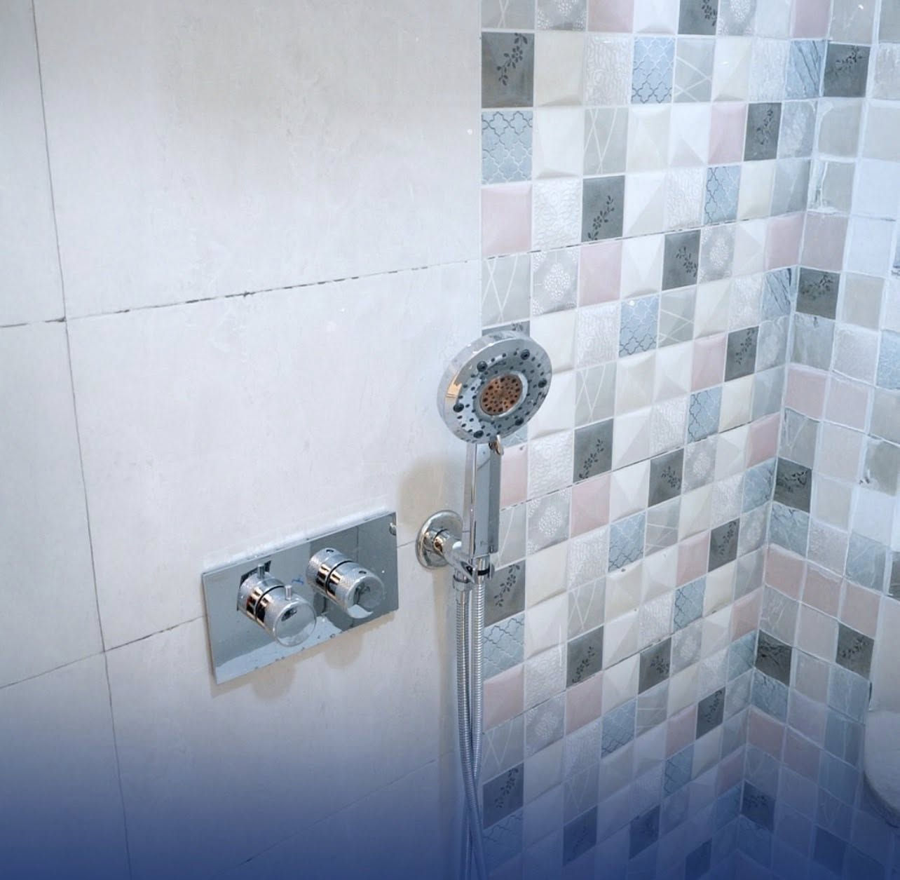 مقاولات شركة البراق مقاولات عامة هدم وبناء وتاثيث حسب الطلب  ارقى انواع الخدمات
الاتصال والمراسلة واتس اب الاستفسار ***********
