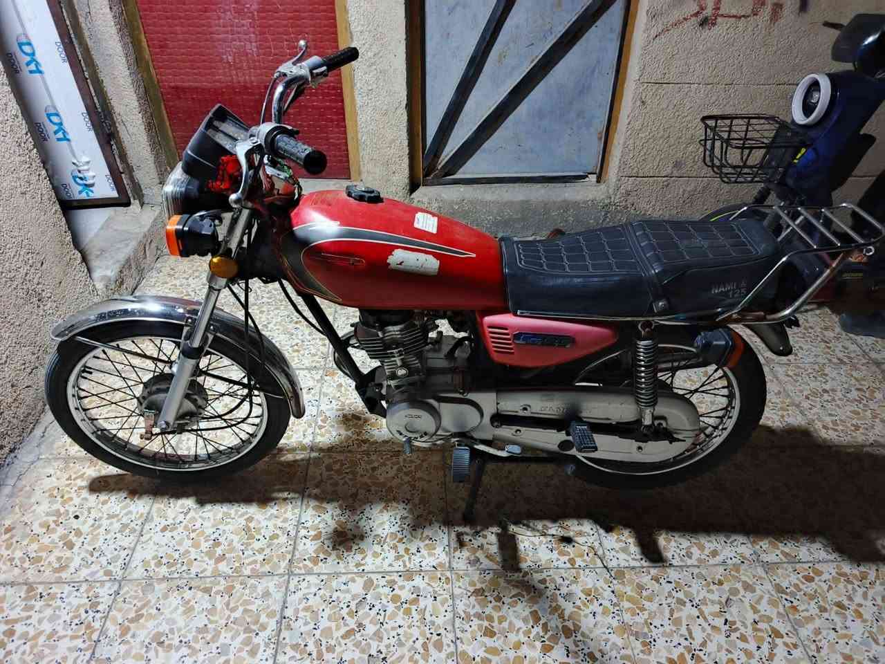 السلام عليكم مكلف تفاصيل عل رقم سعره 550 بيه مجال ادوات مكان ابو الخصيب ***********
