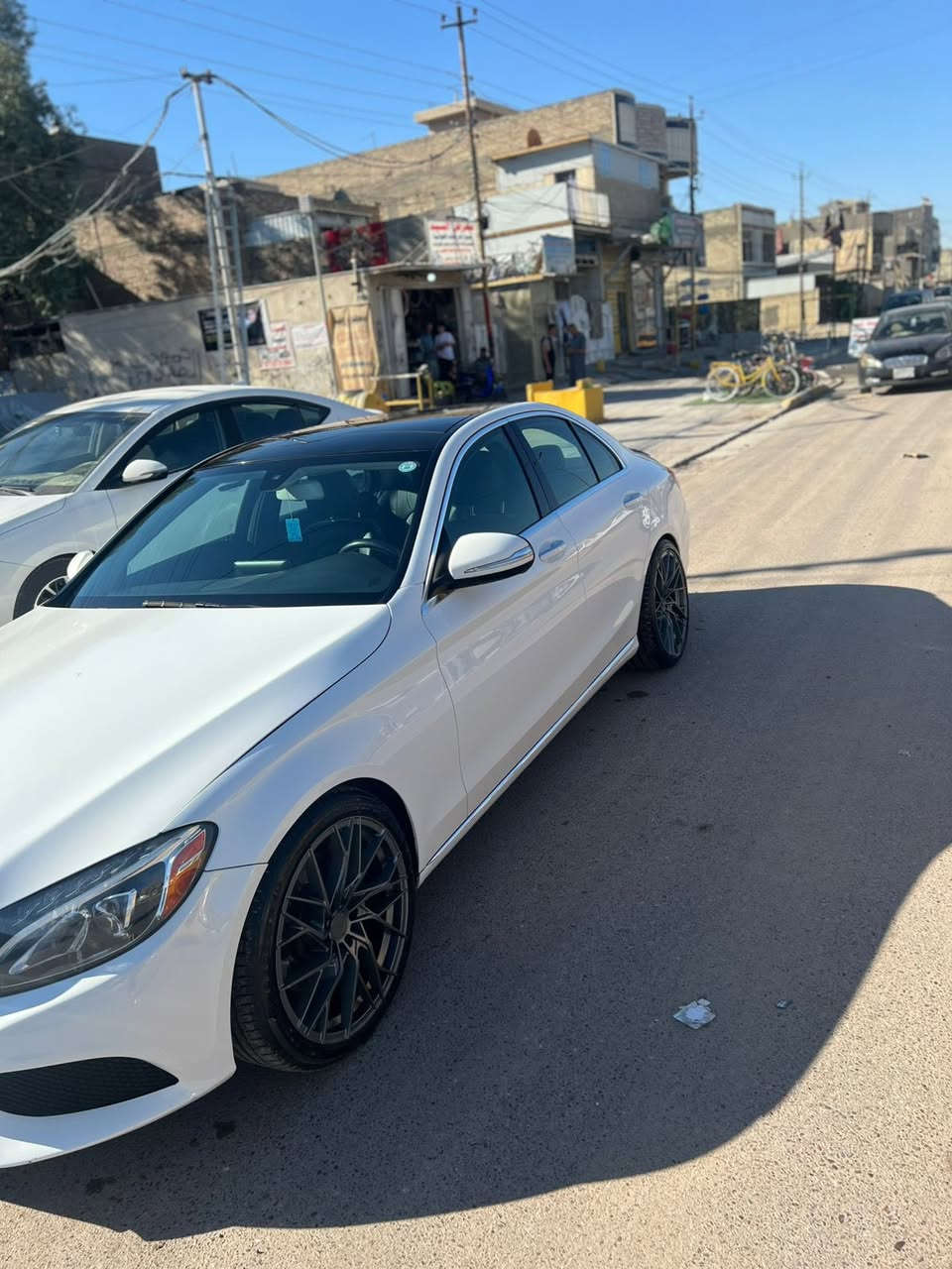 السلام عليكم اخوتنا الطيبين 
من بعد إذن مسؤول الكروب المحترم

السيارة للبيع 
وارد امريكي C300 /فور متك
موديل 2015
فول مواصفات 
فتحة سقف بانوراما
5 بصمات اربعة ابواب واحدة تشغيل
دبل ماوس
شاشة كبيرة
انارة LED داخلية متغيرة
رادار امامي + خلفي
رقم اربيل بأسمي تحويل او وكالة 
صور الحادث والسونار مرفقة بالمنشور 
مكان السيارة بغداد البياع 
السعر 185 مجالها حك جيتها 
اي استفسار 
***********/هادي 

ملاحضة اخوتي 
مكلف بالنشر التواصل مع صاحب الشأن رقمه مرفق بالمنشور
