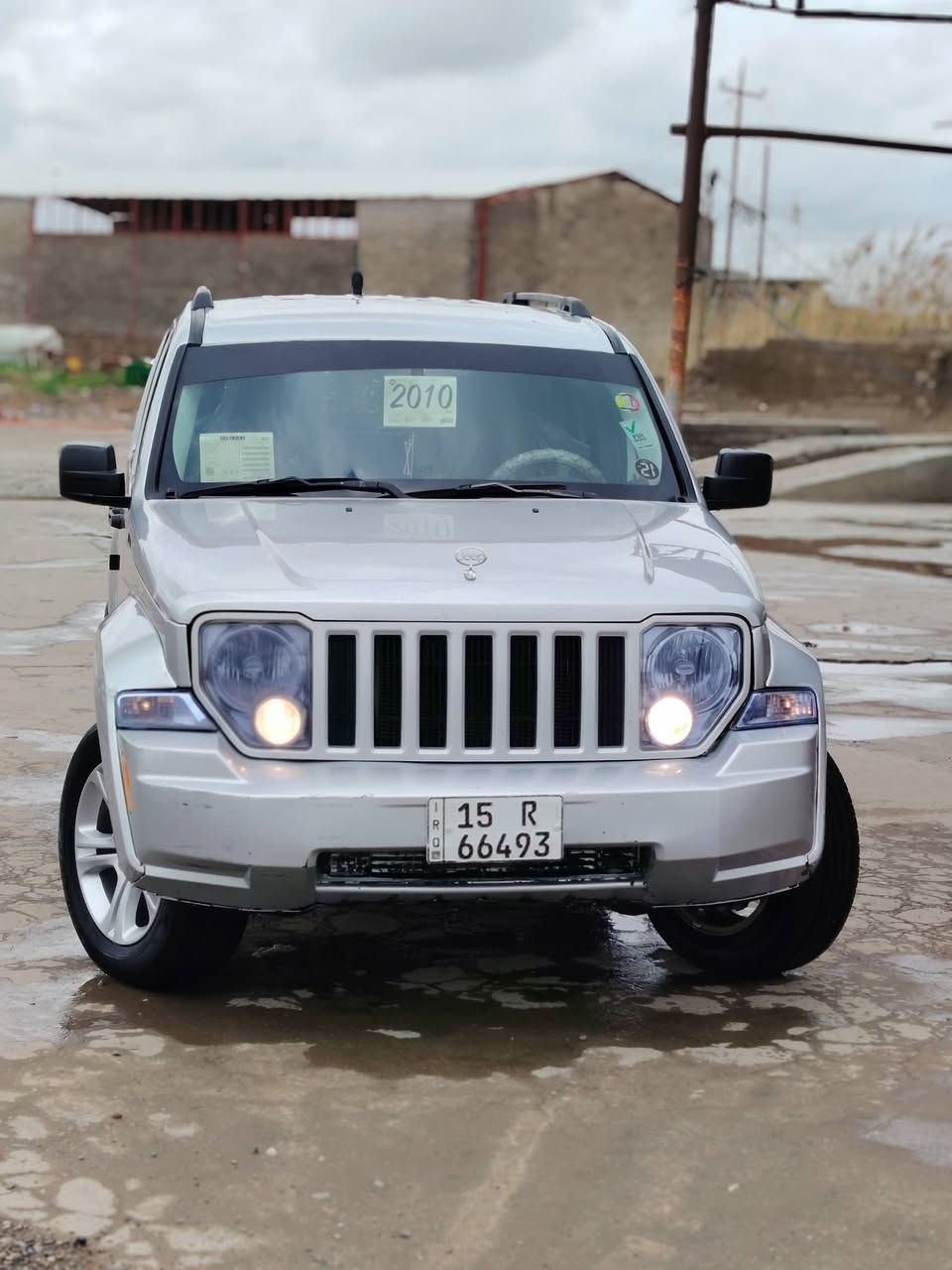 البيع جيب ليبرتي
موديل 2010
رقم الانبار مشروع وطني  
كهربايات شغاله 
تبريد ثلج 
محرك كير شرط 
تخم تاير جديدشاشه
سعر ٦٥ وبيه مجال 
السيآره جديده بمعنى الكلمه آحلا من آلصور مكان السيآره تكريت الأستفسار آتصل ع صاحبها 
***********
