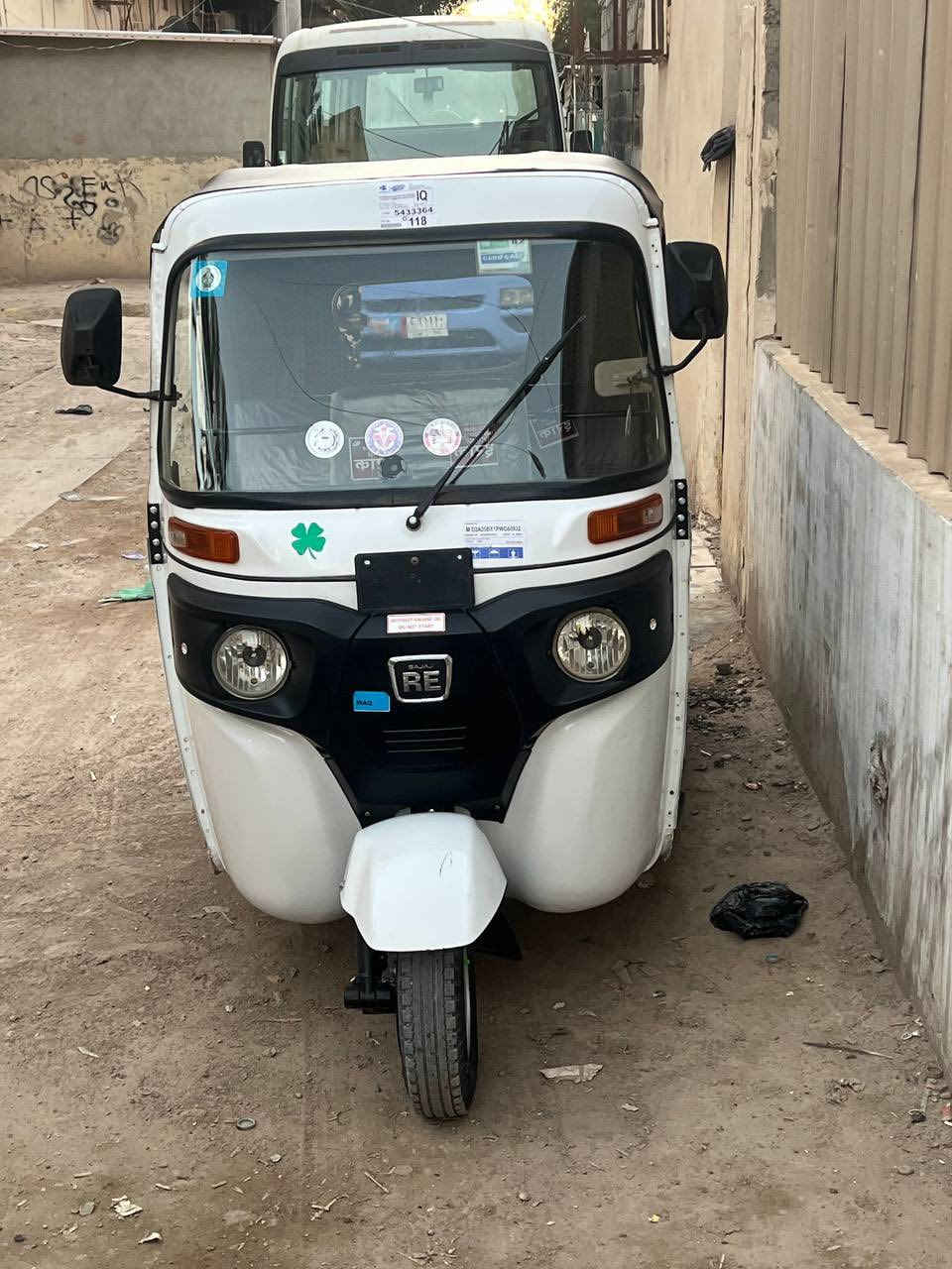 السلام عليكم تكتك ٢١ شهر 11 تكتك مرقمه كامله ورقم انكليزي وسنويه باسمي ثاني يوم تحويل مكينه مكفوله كشر مكفول ماعده الدوسات معمره تكتك مناقصها ايشي كبل للشارع السعر 8ونص وبيها مجال حك جيه مكان الدوره ابو دشير ***********
