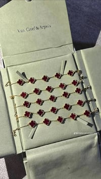 اكسسوارات عيد • توصيل بسماية