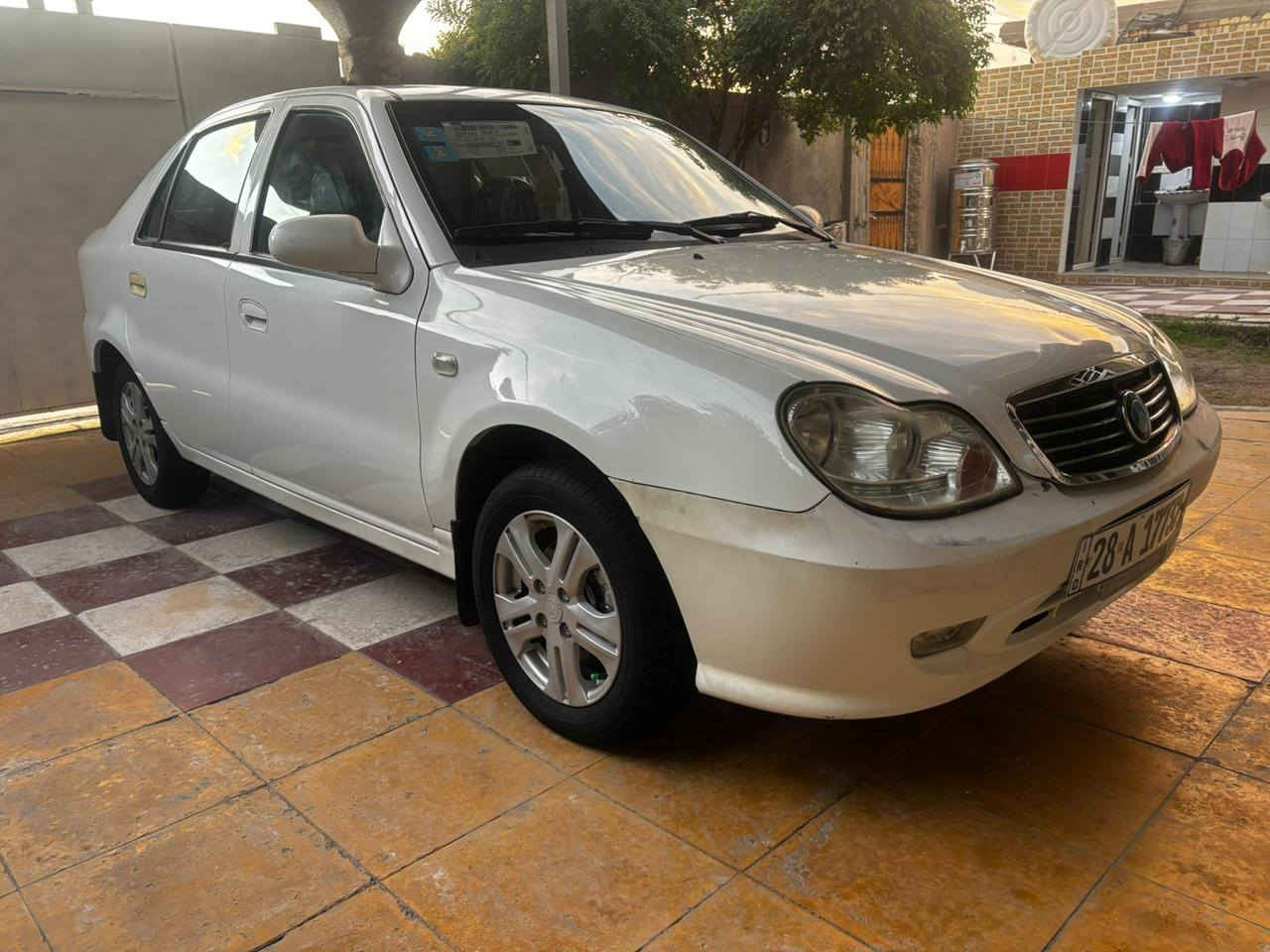 السلام عليكم

للبيع جيلي سي كي (Geely CK)
موديل 2013
استيراد الشركة العامة للسيارات
رقم نجف نموذجي
الشكل الجديد
بَسمي هِزّة + سنوية
لوحات جديدة

🔹 المواصفات:
• حجم المحرك 1500 سي سي
• ماشية 40 ألف كم حقيقي

🔹 الحالة والكفالة:
السيارة مكفولة بالكامل من:
الصبغ – الضربة – الفتح – التبديل
البارد – الخياس – الشخط
حتى الدعاميات شرط

🔹 الميكانيك:
كير – محرك – حدادة – كهربائيات – تبريد
كلها شركة كفالة وعلى وضع الشركة
داخل وخارج

🔹 المرفقات:
سبير + عدة + جك
مثلث + طفاية شركة
سويج احتياط
كتلوكات السيارة
السيارة مستلمة زيرو من الشركة وعلى أدينه

📍 المكان: حلة – قرب العلوية الشريفة
📞 للاستفسار: ***********

الجدية مطلوبة
وبيكم خير وتدللون �
