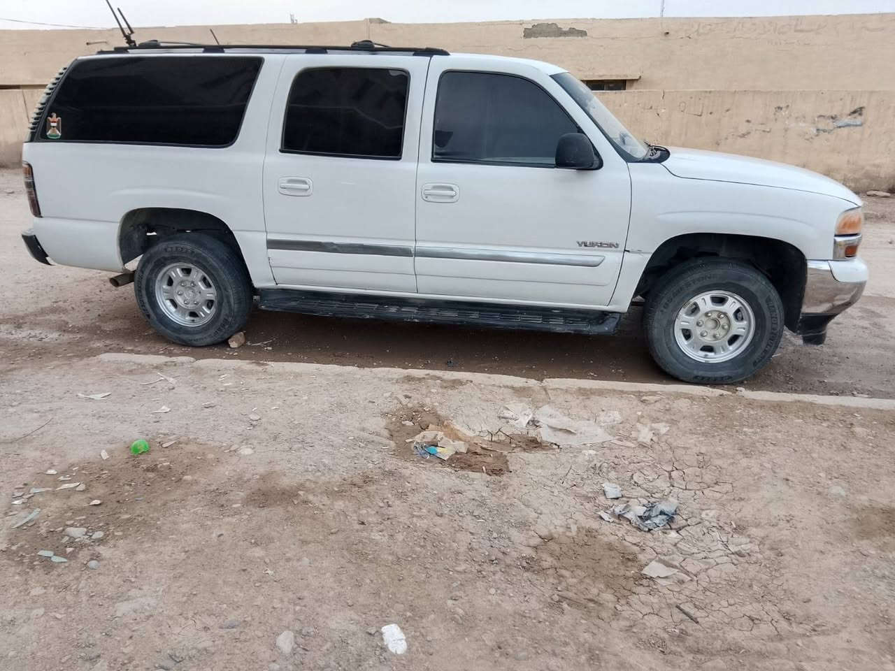 السلام عليكم
جمسي طويل ادوات موديل ٢٠٠٥ مكينه ٥٣٠٠ كير الف مكينه كير مكفولات تراي مفتوح مكفوله من الكص والسرقه و العشائر تبريد ثلج صدرها زين تايراتها زينه كهربائياتها شغاله السياره جاهزه للشارع سعر السياره ٣٣ وبيها مجال واذا مراوس هم يرهم
مكان السياره ديالى الخالص ***********
