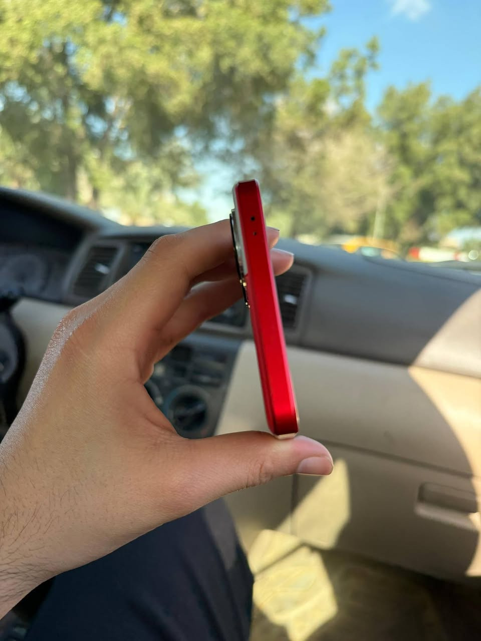 السلام عليكم
Iqoo neo 9
ايكو نيو 9 
نسخه صينيه عربي بلـكامل يدعم خدمات كوكل بلي الجهاز مافيه اي مشكله يدعم شريحتين 
ذاكره 256 
رام 12+12 
معالج سناب دراگون 8 جين 2
شاشه من نوع LTPO AMOLED 144 هيرتز يدعم الالعاب بدقة 120 فريم 
كامره 50+8 تصوير فديو 8K بدقة 30 فريم 
بطاريه حجم 5160 بسرعة شحن 120W نسبة البطاريه الحاليه 98
نظافة الجهاز 100/100 ملحقات الجهاز كارتون و كفر وكيبل شحن 60W السعر 330 وبي مجال او مراوس ب احدث وانطي فرق مكاني بغداد


**إذا كنت صاحب هذا الإعلان وتريد حذفه لأي سبب، رجاءا أرسل رسالة إلى الدعم الفني**