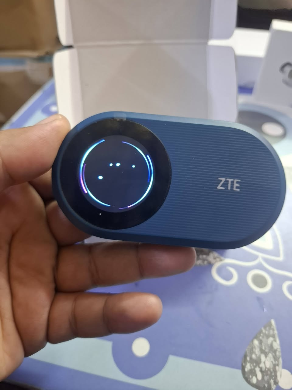 السلام عليكم راوتر محمول سيم كارت 4G  لي يفيده ينطي سعر وياخذه


**إذا كنت صاحب هذا الإعلان وتريد حذفه لأي سبب، رجاءا أرسل رسالة إلى الدعم الفني**