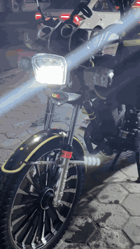 سلام عليكم. شباب دراجة ايراني سونك ٥ كير. موديل ٢٠٢٤ ما ماشيه اهواي الله شاهد برغي واحد ما مفتوح. مكينه. ماملعوب بيها. واتكفله من كل نواحي. شرط. اوراقه موجوده. تايرات خلفي و امامي جدد جبلي. دبلات اصلي جدد. ماشه جديده. كلشي بيها جديد. وتجيب اي فيتر وياك يفحص مكينه مالته واتكفله. من كلشي. بيها عارضه ٩٠٠. وبيها مجال للطيبين. رقمي ***********
