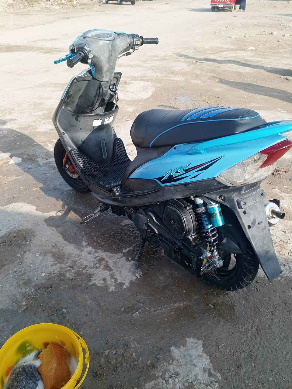 سلام عليكم ماكس عدله
للبيع 49 دراجه كلها عل بلاد مبدل بيها بس 
بستم وين ماتريد افحص 
دراجه شلعه تشكك لكاع معدل خير من الله 
بيها تزيد شيال +قبق فلاوين+دبل خلفي اصلي
+يدات بريكك + ملقط دبل امامي +صالنصه صجميه الي مايعرف اسعارهن لا يتعبني ول مو شراي اطلع كبل +تريدها تعال خاص او اتصل عل رقم 
***********
